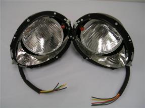 1939 Ford Deluxe Headlights & Buckets w/ Turn Signal